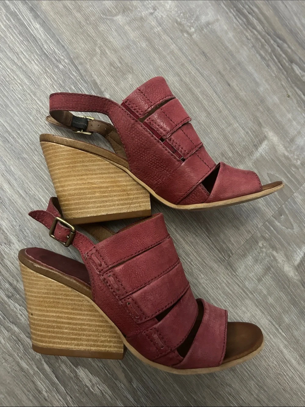 Miz Mooz Coral-Pink Suede Wedge Sandals 37